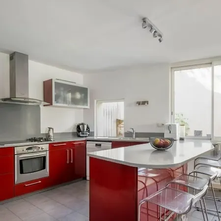 Maison 5 Avec Piscine Dans